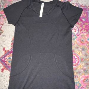 Lululemon swiftly tech short sleeve